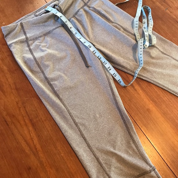 Cute cropped yoga pants - Picture 2 of 5